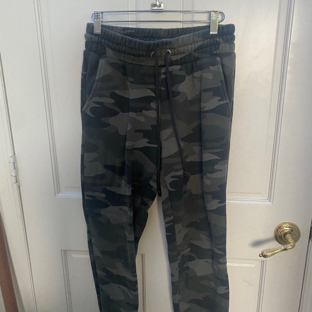 Sweat pants